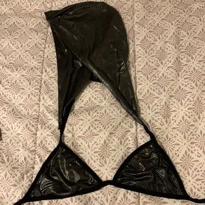 Triangle top w/ hood attached